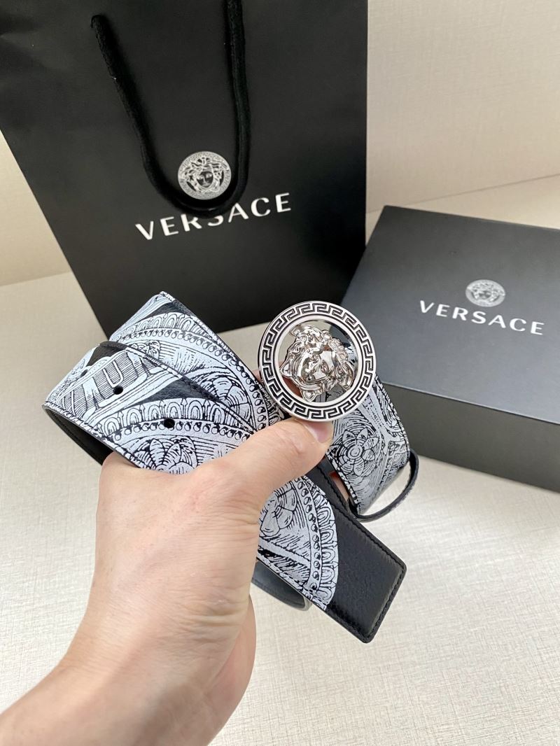 VERSACE